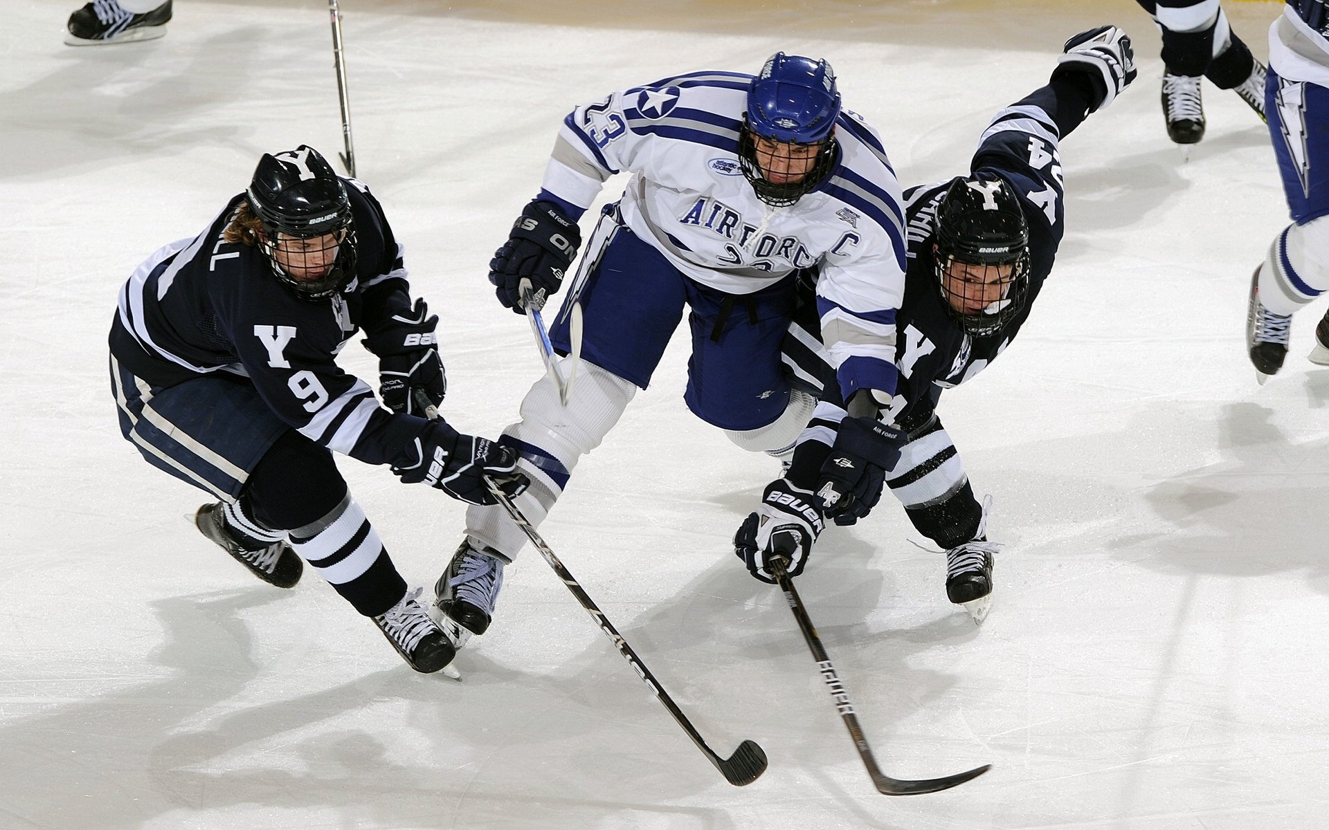 乐鱼体育(中国)官方网站-“台球：天府校区体育馆赛场一场关于技术与策略的较量”